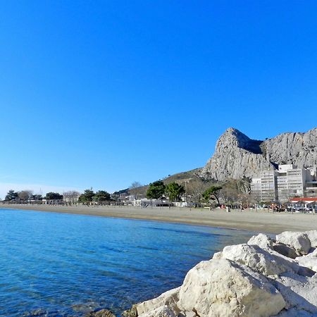 Apartment Antonela Omis Exterior photo